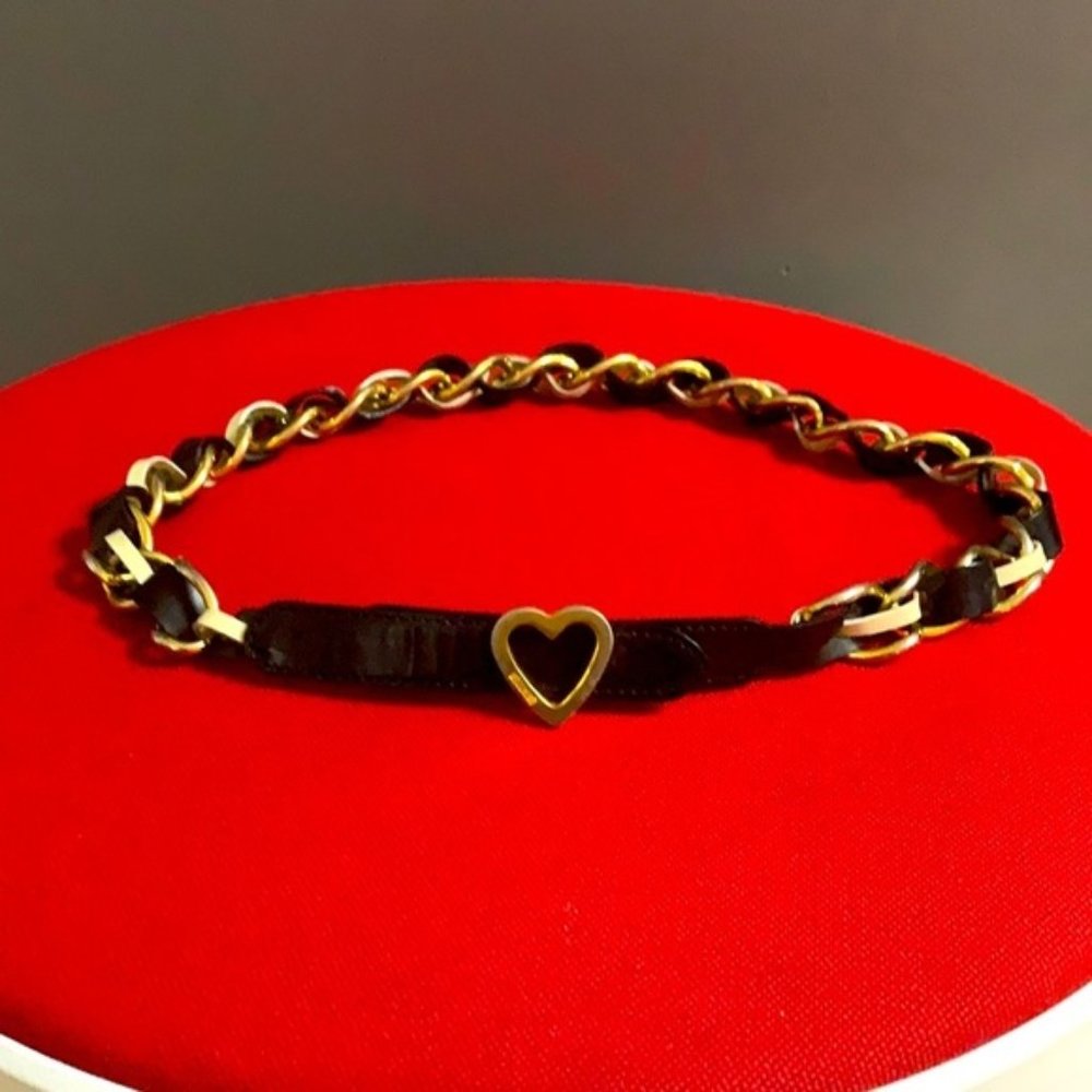 HP🔆VTG90’ Authentic Redwall Moschino White/Black Leather/Chain Belt